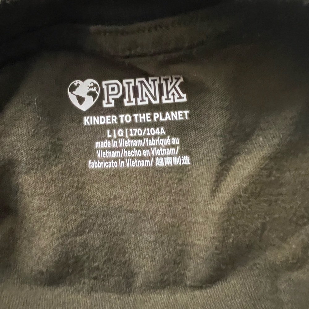 Pink camo T-shirt VS